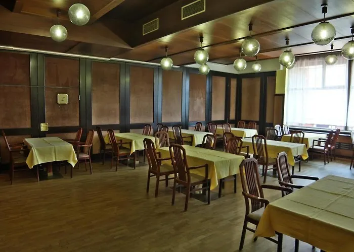 Amber Bavor Hotel 3*